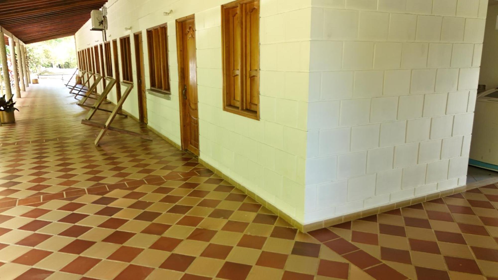 Hotel Campestre Las Cavernas La Mesa Norte 外观 照片